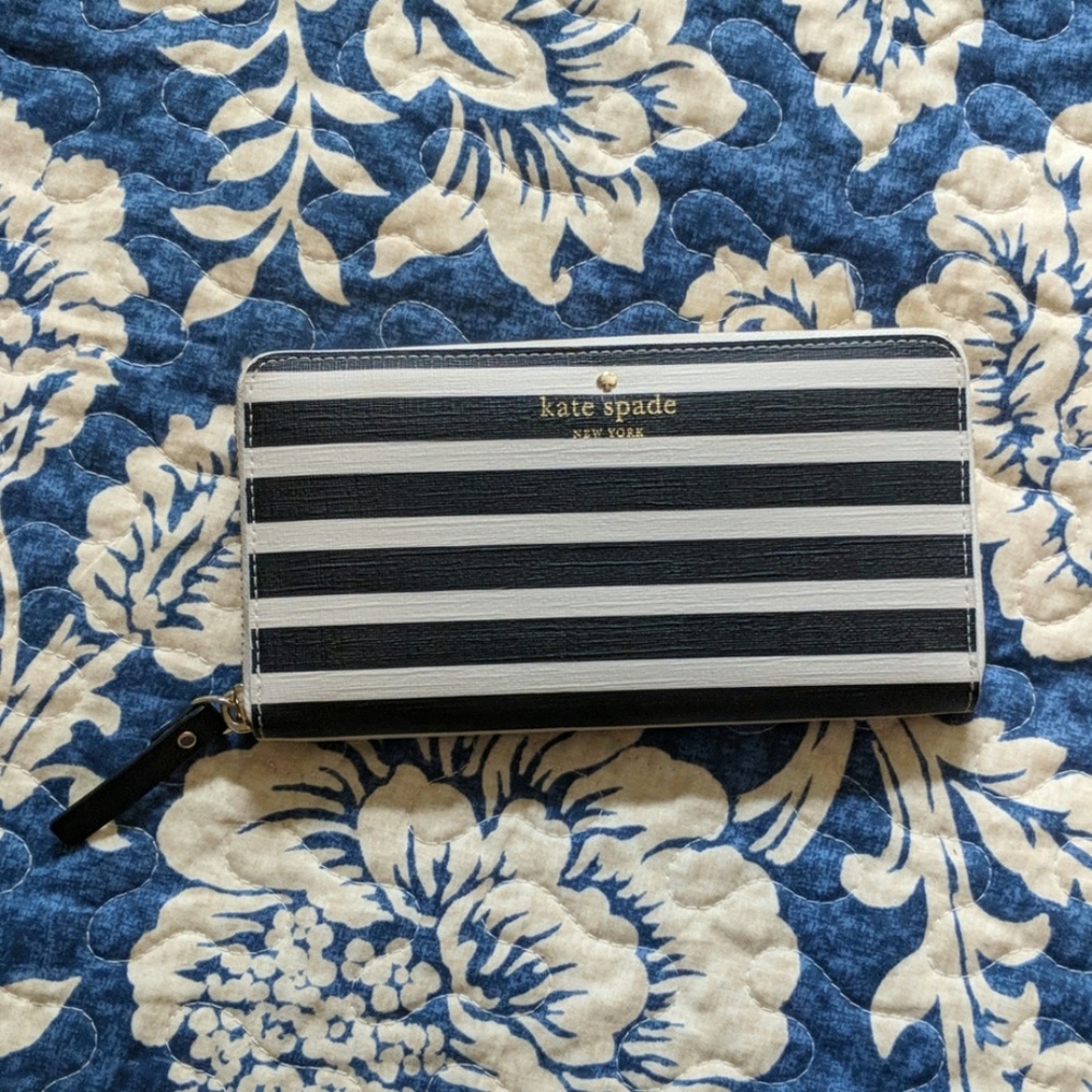 Kate Spade wallet